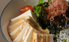 Wakame Tofu Salad