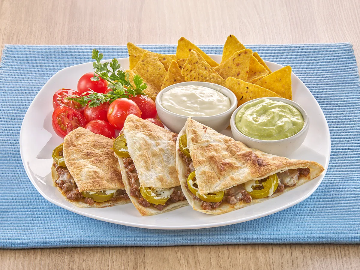 Tortilla dengan Saus Cocol KEWPIE MAYONAIS ORIGINAL