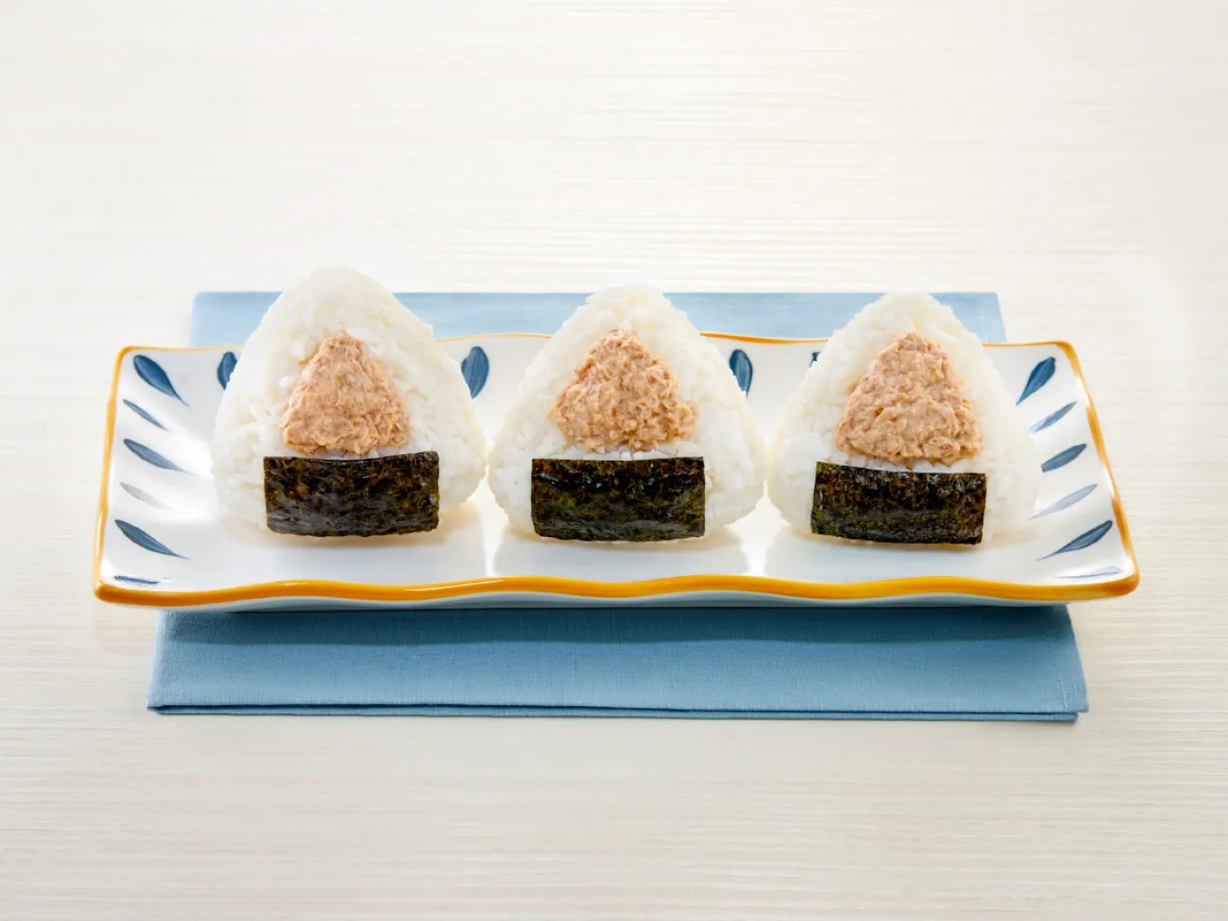 Onigiri Tuna Mentai Mayo ala Jepang