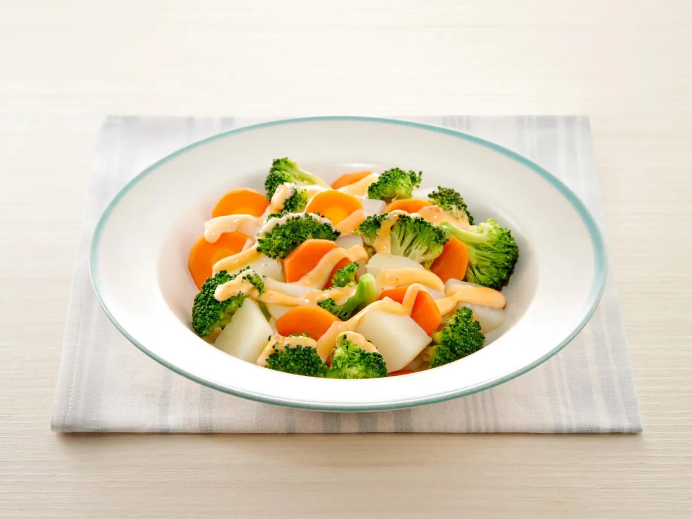Salad Rebus dengan Mentai Mayo