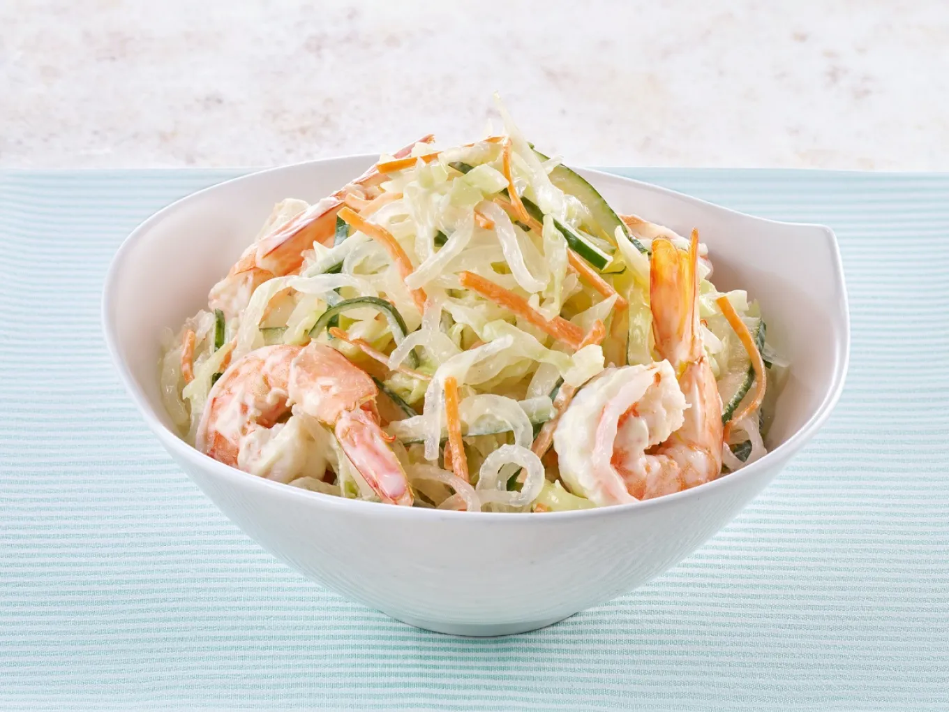 Salad Coleslaw dengan Udang dan Shirataki