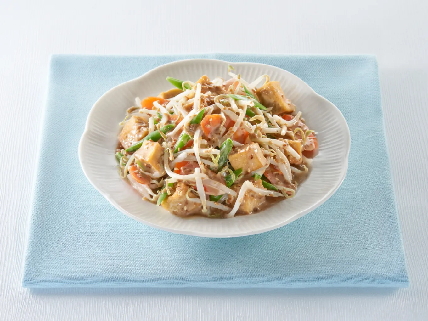 Salad Tauge dan Tahu Wijen Sangrai