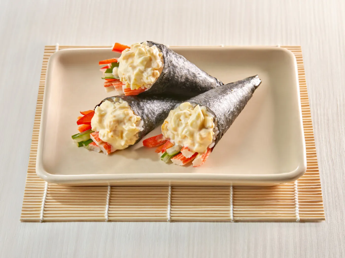 Sushi Temaki Mayo Telur