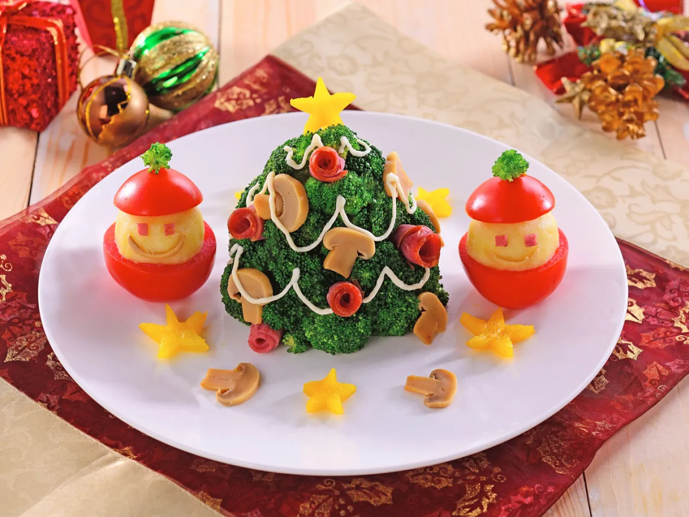 Salad Kentang Brokoli Pohon Natal