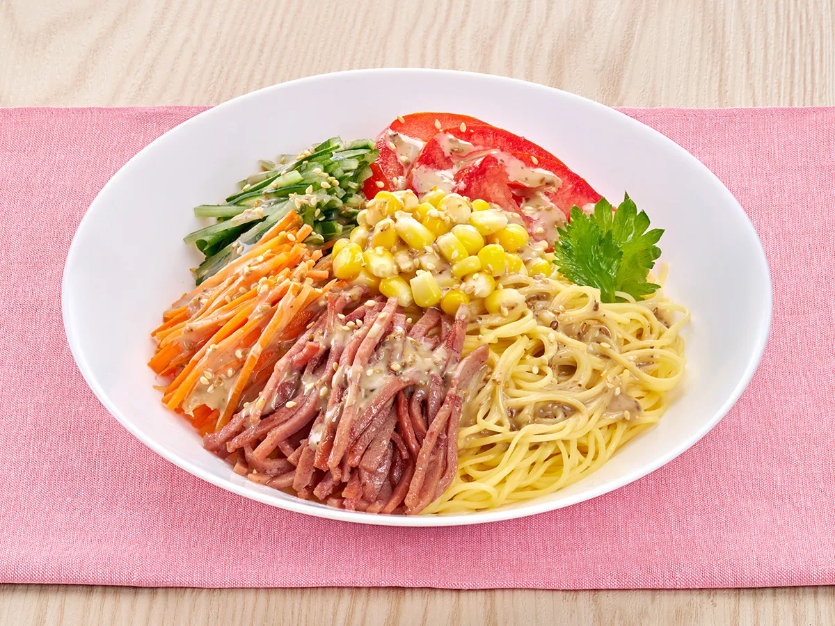 Salad with Roasted Sesame Ramen