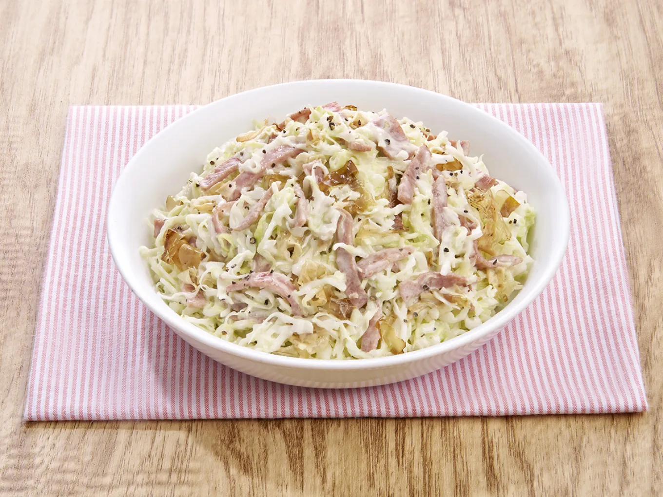 Salad Coleslaw Daging Sapi Asap